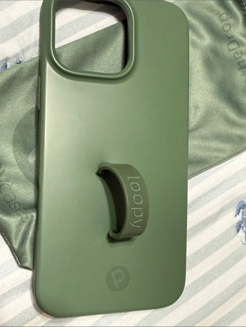 Loopy Case Green Silicone iPhone Case with Loop Strap